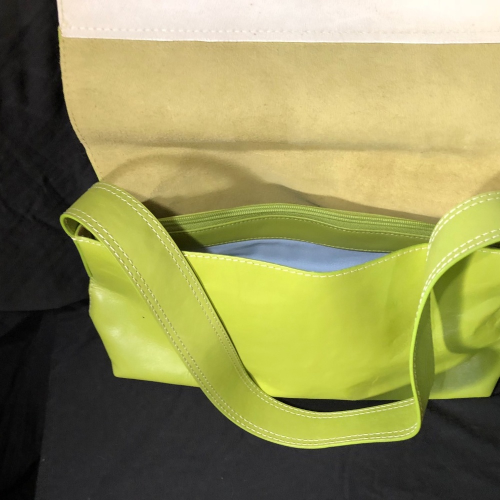 3/$29 Hype Lime Green &  White Leather Flap Handbag - Picture 7 of 7
